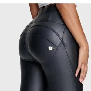 Freddy wr up black eco leather sz xl